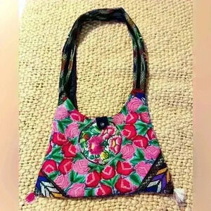 The Mayan‎ Connection women’s purse